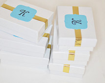 earring box with name letter logo