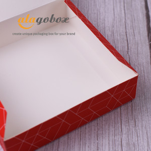 Christmas red bonbon box