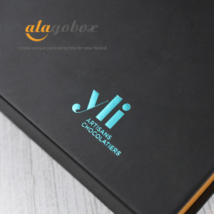 24pc bonbon box metallic logo