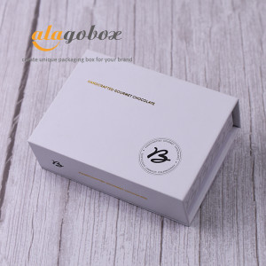 handcrafted gourmet chocolate box used for gourmet bonbons | Alagobox