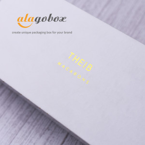 6pc macaron box metallic logo